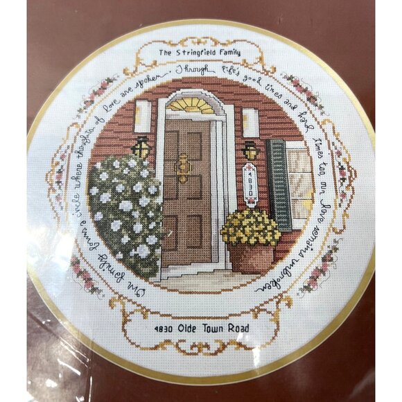 Elsa Williams Counted Cross Stitch Kit "A Family Circle" 12" Diam Made In USA 48 - Picture 2 of 6
